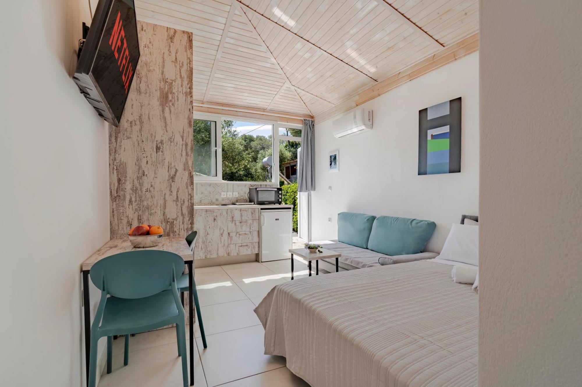 Rafaela'S Sea View House Apartment อายิโอสนิโกลาโอส ภายนอก รูปภาพ